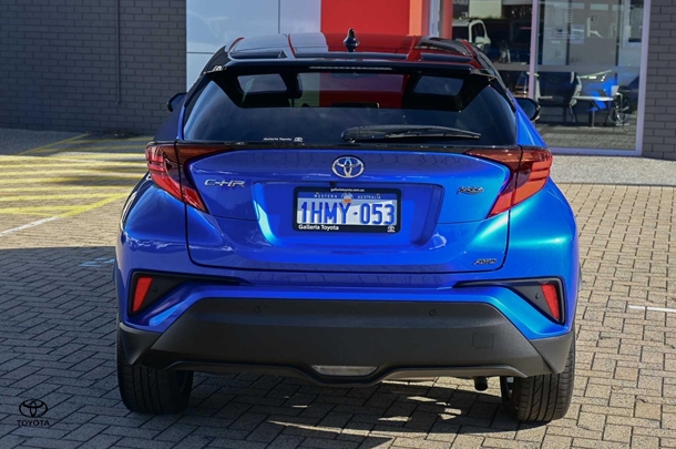 2022 Toyota CH-R Koba AWD image 5