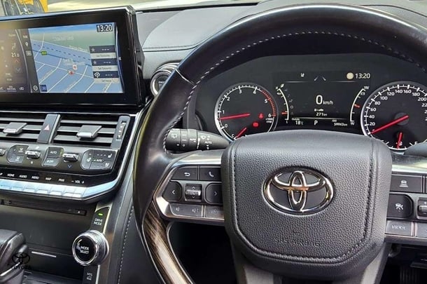 2023 Toyota LandCruiser Sahara image 21