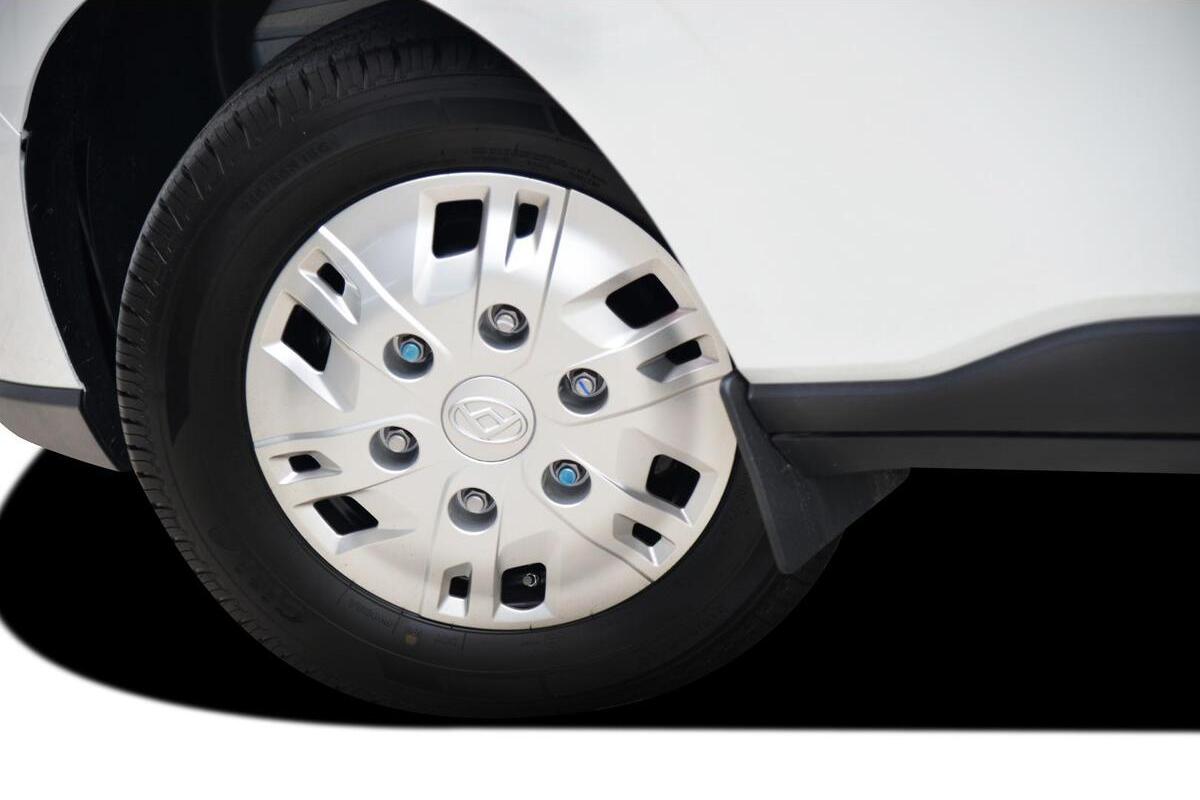 2024 LDV eDeliver 7 LWB Auto image 19