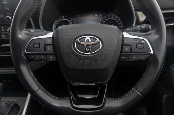 2021 Toyota KLUGER HYBRID GXL AWD image 10