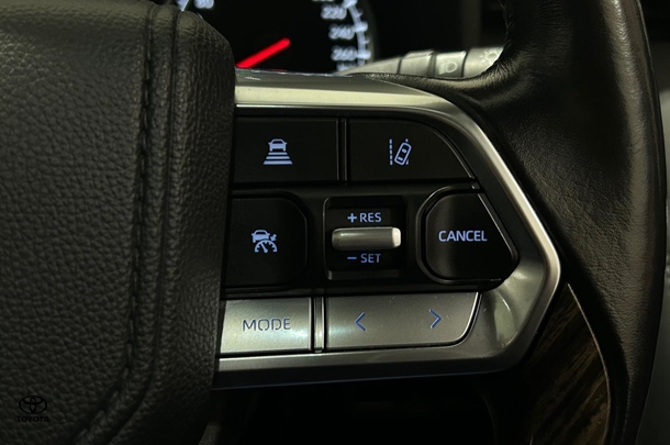 2022 Toyota Landcruiser Sahara image 23