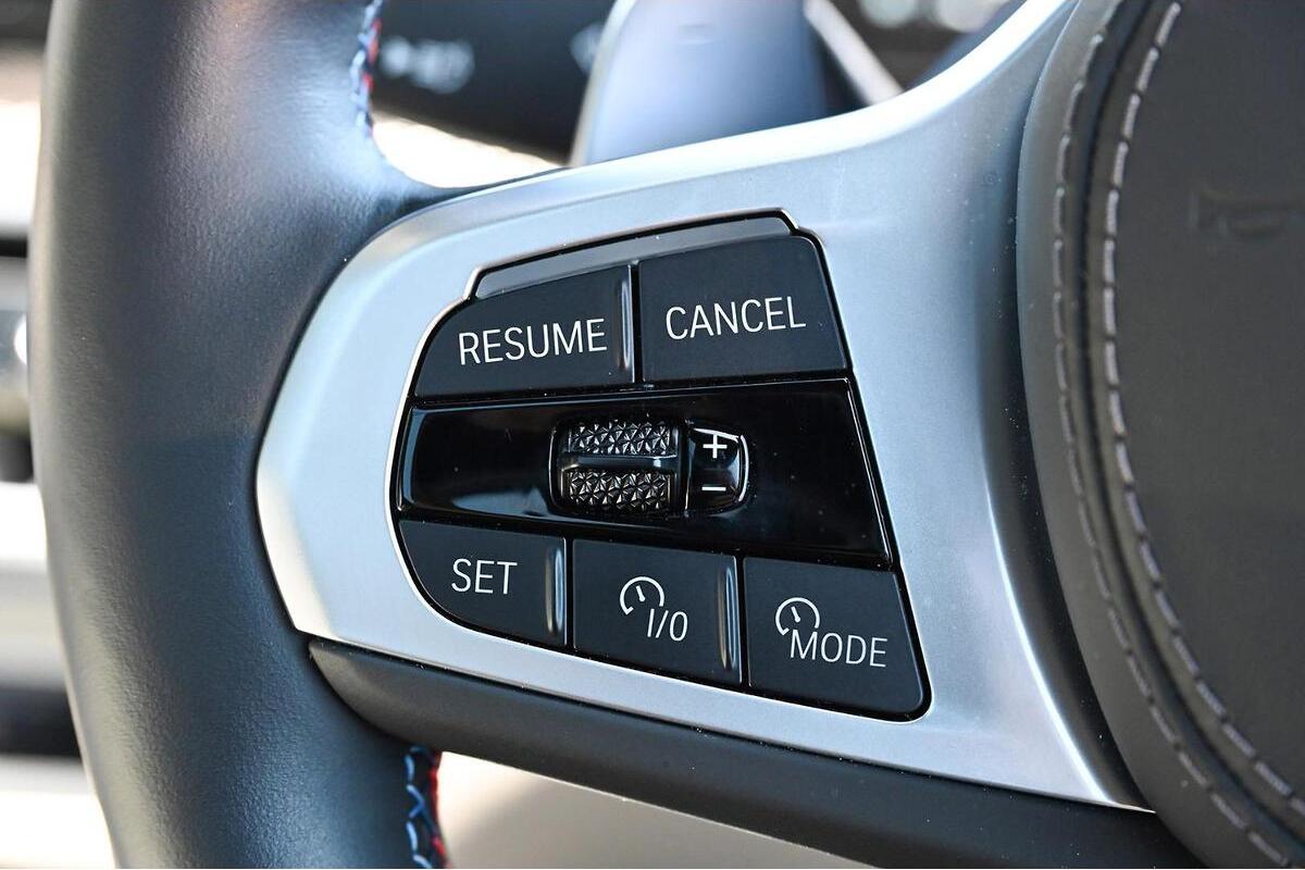 2024 BMW X7 M60i G07 LCI Auto 4x4 image 8