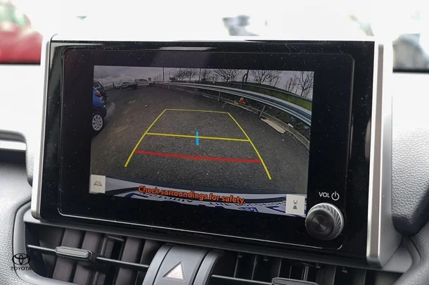 2025 Toyota Rav4 Hybrid GXL-2WD image 3