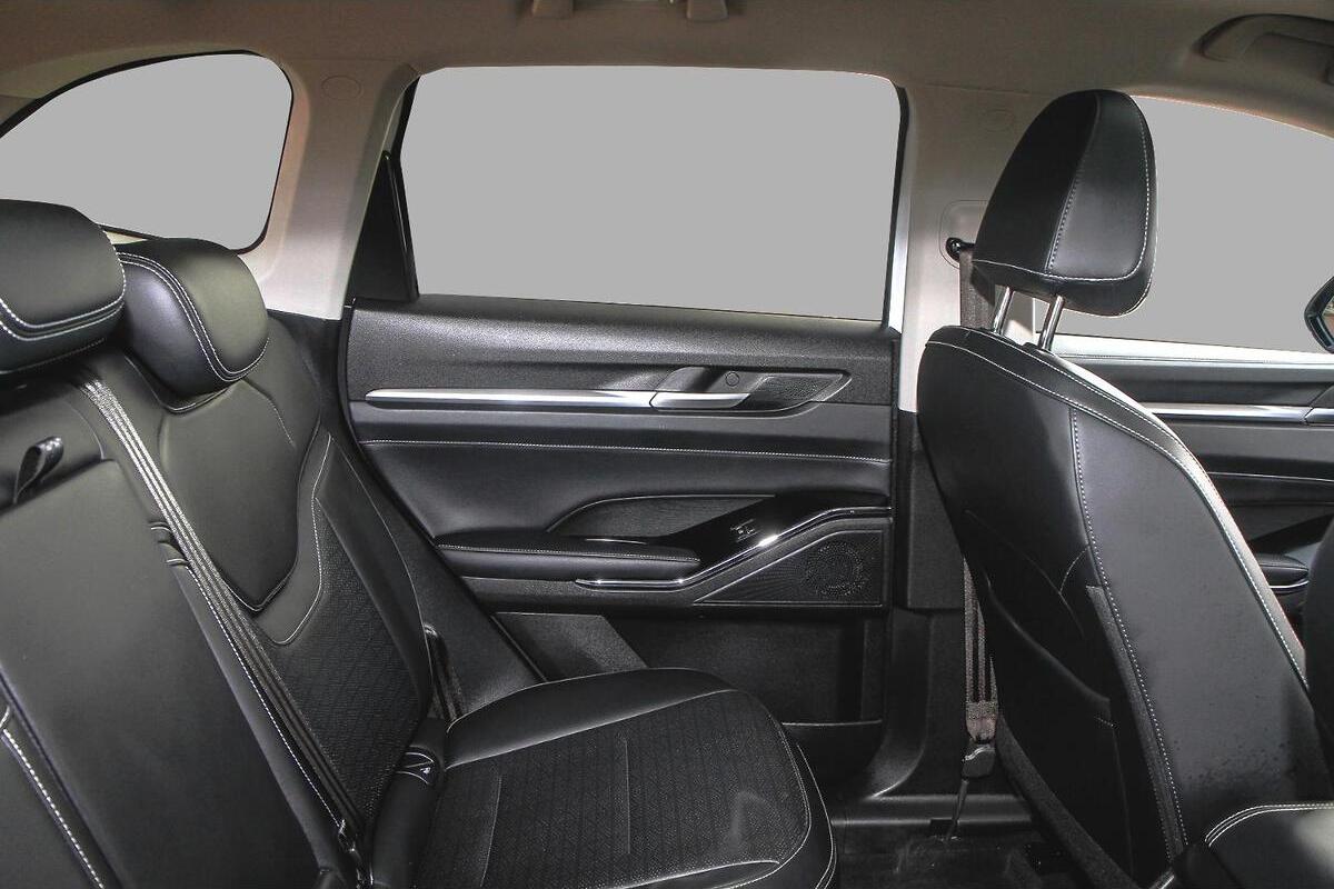 2024 GWM Haval H6 Ultra Auto image 9