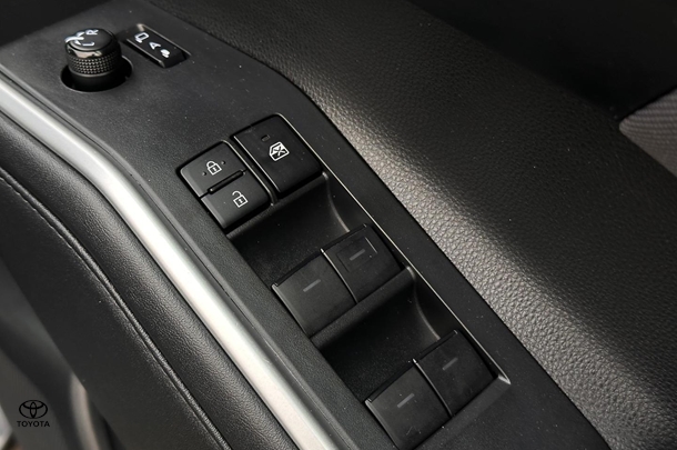2023 Toyota Kluger Hybrid GX AWD image 17