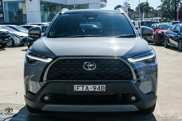 2024 Toyota Corolla Cross Hybrid Atmos AWD image 4