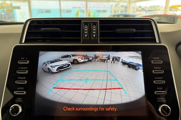 2022 Toyota Prado GXL image 23