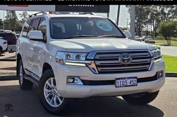 2020 Toyota Landcruiser Sahara image 1