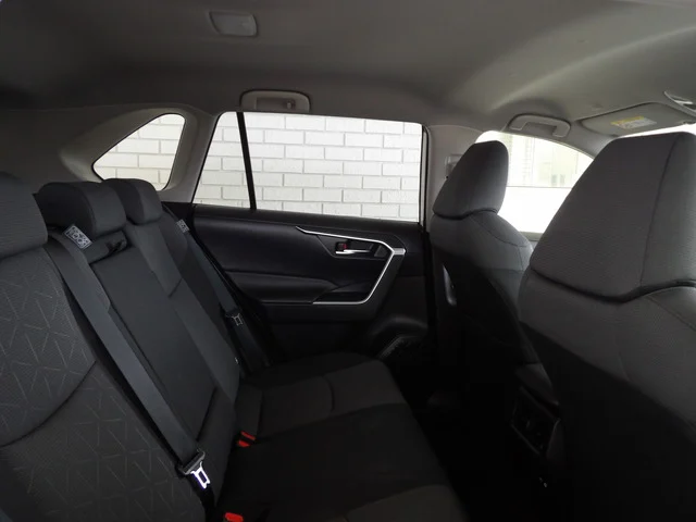 2020 Toyota Rav4 Hybrid GX AWD image 10