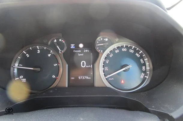 2020 Toyota Prado GXL image 15