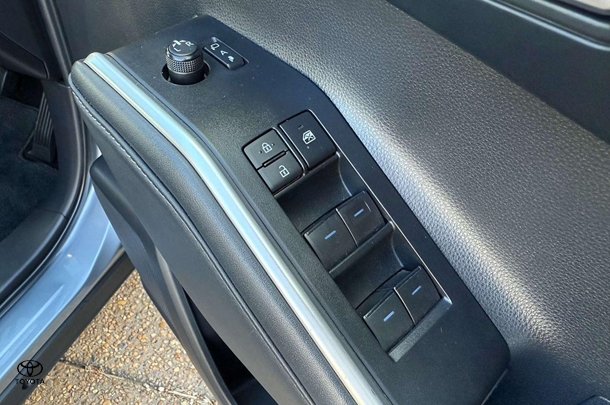 2022 Toyota Kluger Hybrid GXL AWD image 15