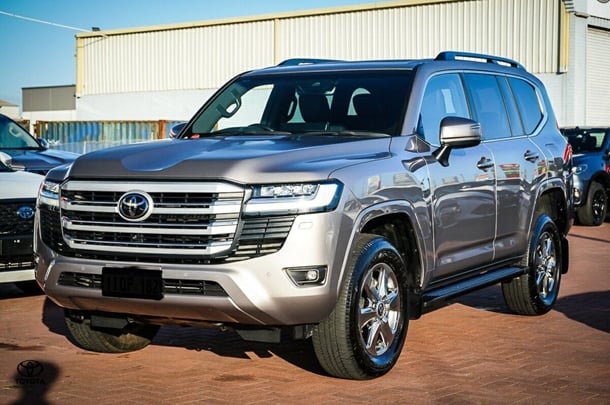 2024 Toyota Landcruiser VX image 4