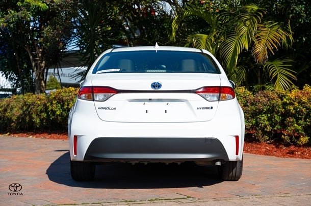 2024 TOYOTA Corolla Sedan Hybrid Ascent Sport image 5