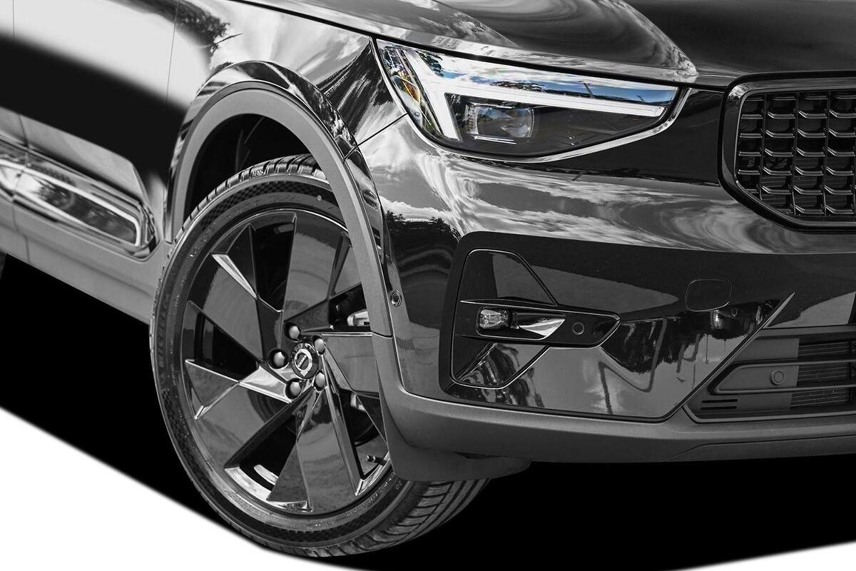 2024 Volvo XC40 Black Edition Auto AWD MY25 image 16