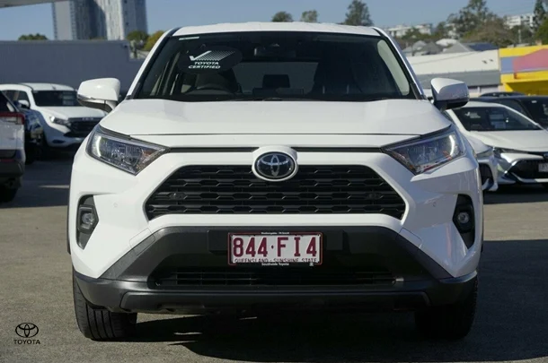 2022 Toyota RAV4 GX-2WD image 4