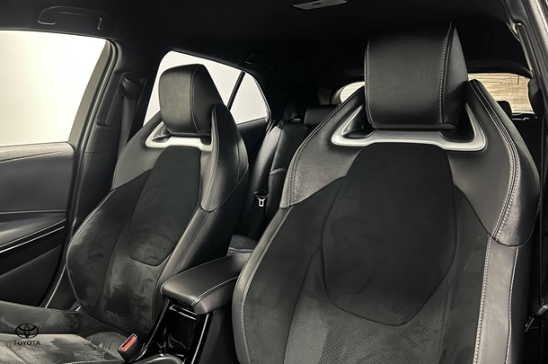 2023 Toyota Corolla ZR image 15