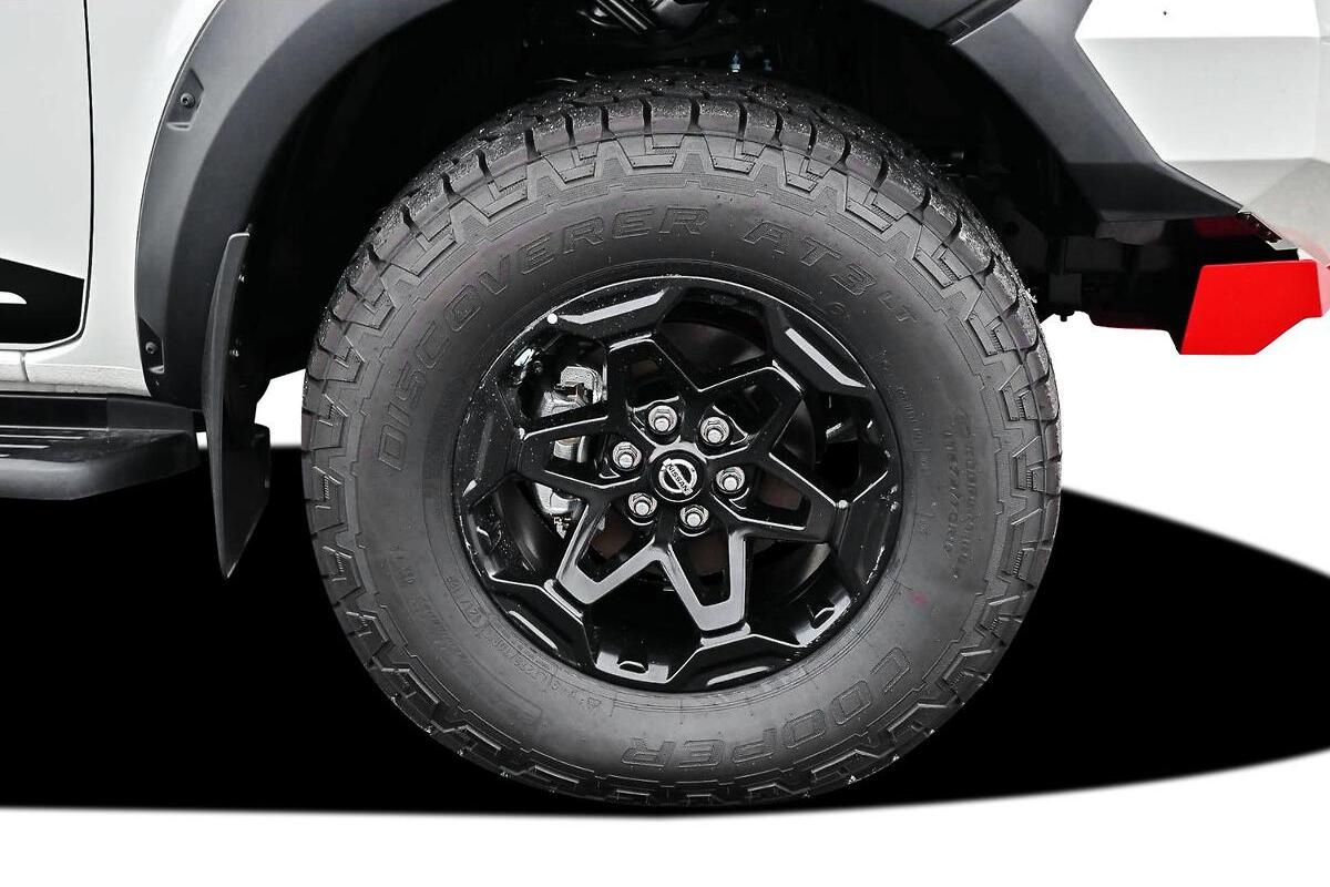2024 Nissan Navara PRO-4X Warrior D23 Auto 4x4 MY24 Dual Cab image 21