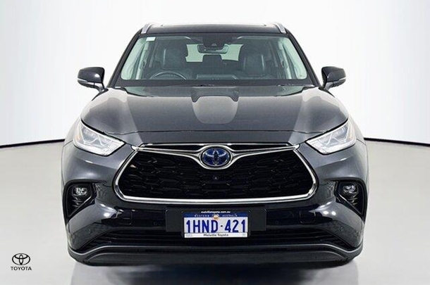 2021 Toyota Kluger Hybrid Grande image 2