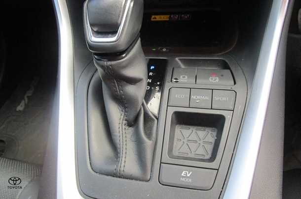 2022 Toyota Rav4 Hybrid Cruiser 2WD image 20