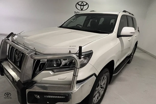 2019 Toyota Prado Kakadu image 3