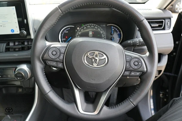 2023 Toyota RAV4 Hybrid GX-2WD image 5