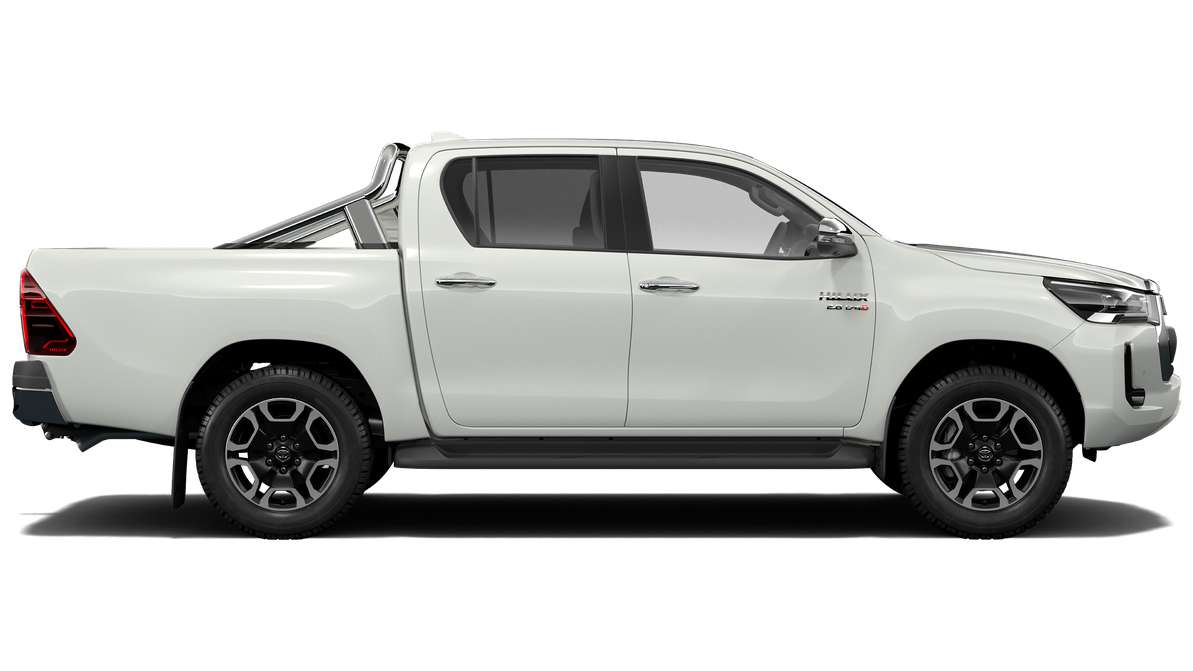 2023 Toyota Hilux 4x4 SR5 Double-Cab Pick-up image 2