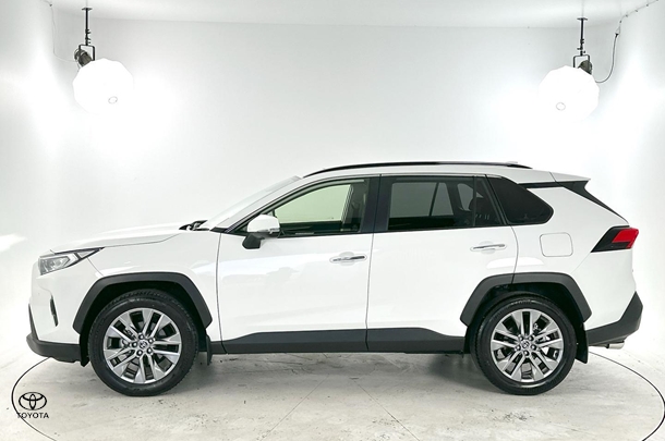 2022 Toyota RAV4 Cruiser 2WD image 7