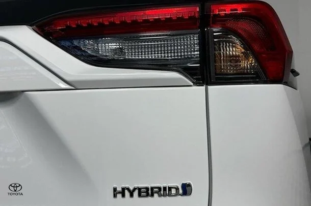 2023 Toyota Rav4 Hybrid GX image 9