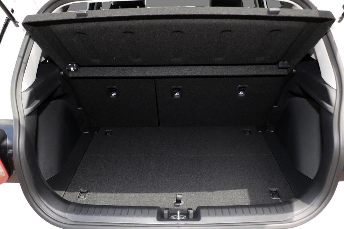 2025 Hyundai Venue Active Auto MY25 image 11