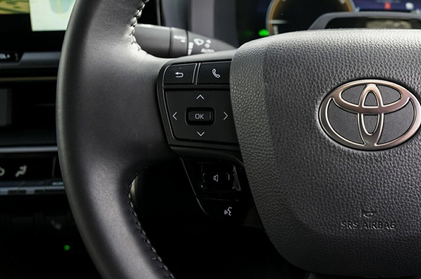 2024 Toyota C-HR Hybrid Koba 2WD image 18