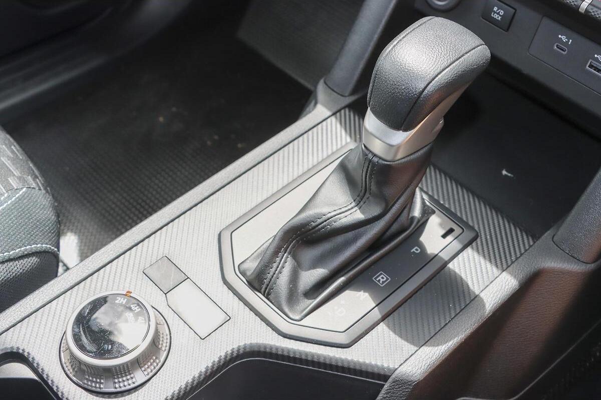 2024 Mitsubishi Triton GLX+ MV Auto 4X4 MY24.5 Double Cab image 13