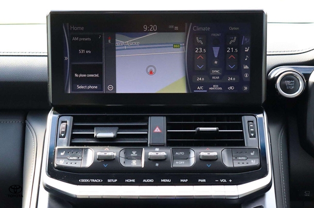 2022 Toyota Landcruiser VX image 15