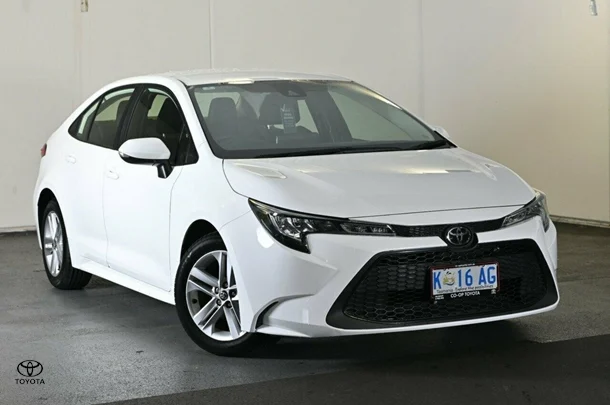 2021 Toyota Corolla Ascent Sport image 1