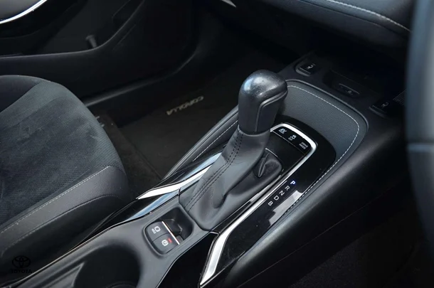 2018 Toyota Corolla ZR image 19