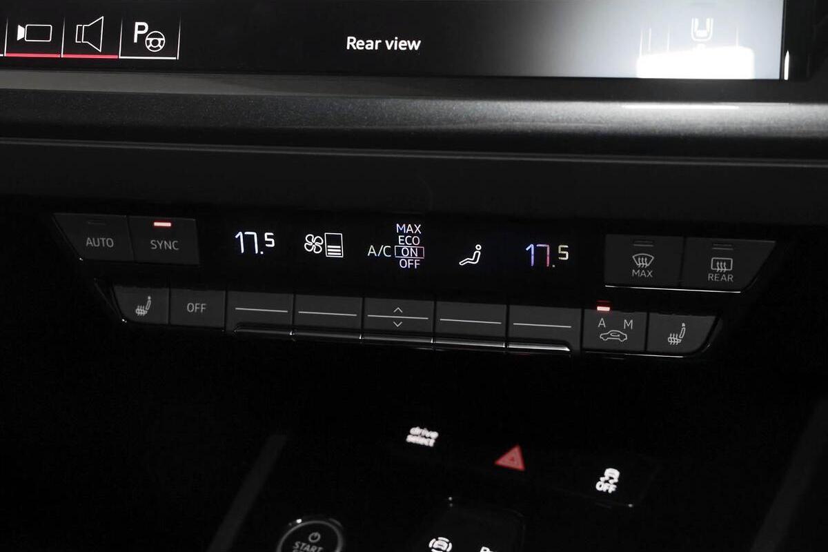 2025 Audi Q4 e-tron 55 Auto e-quattro MY25 image 13