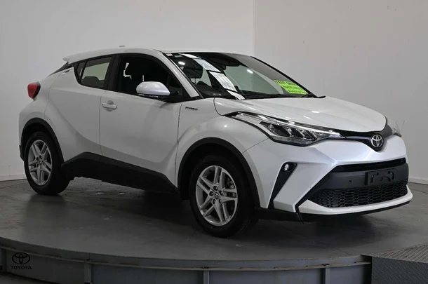 2023 Toyota C-HR GXL-2WD image 3