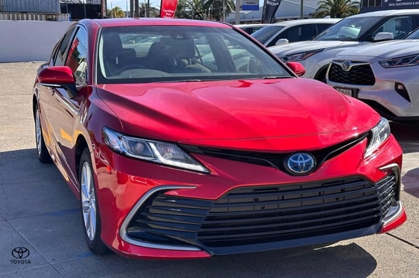 2023 Toyota Camry Hybrid Ascent image 4