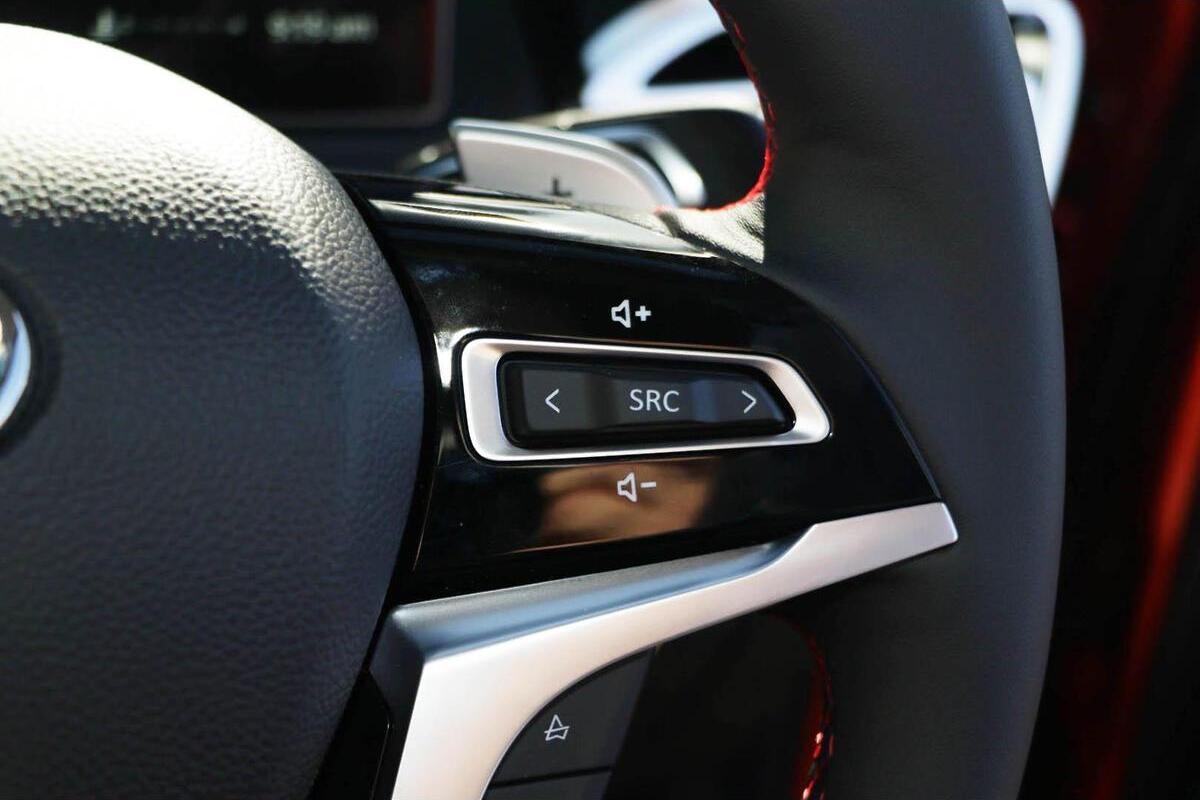 2024 LDV T60 Max PLUS Auto 4x4 MY24 Dual Cab image 17