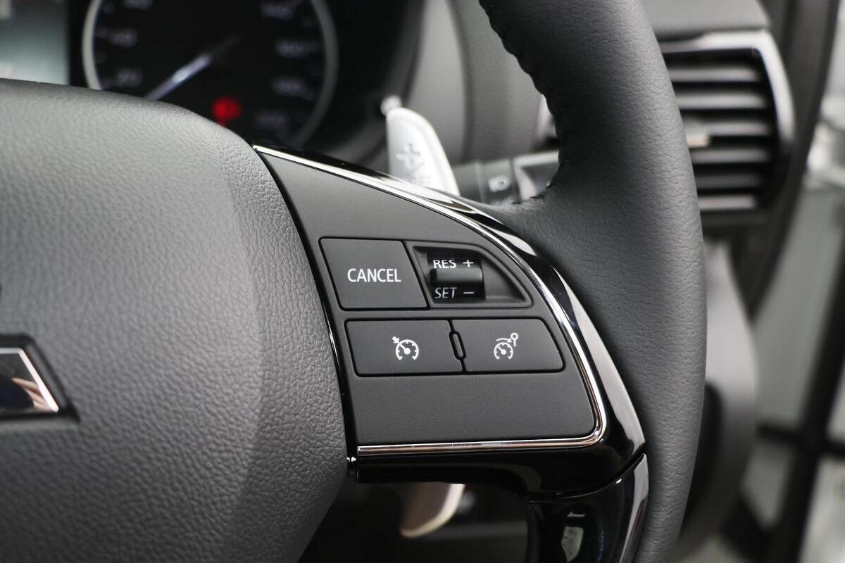 2025 Mitsubishi Eclipse Cross PHEV ES YB Auto AWD MY24 image 18