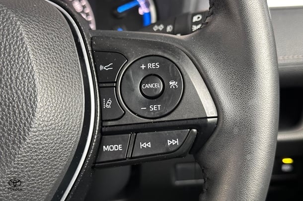 2024 Toyota RAV4 Hybrid GXL AWD image 17