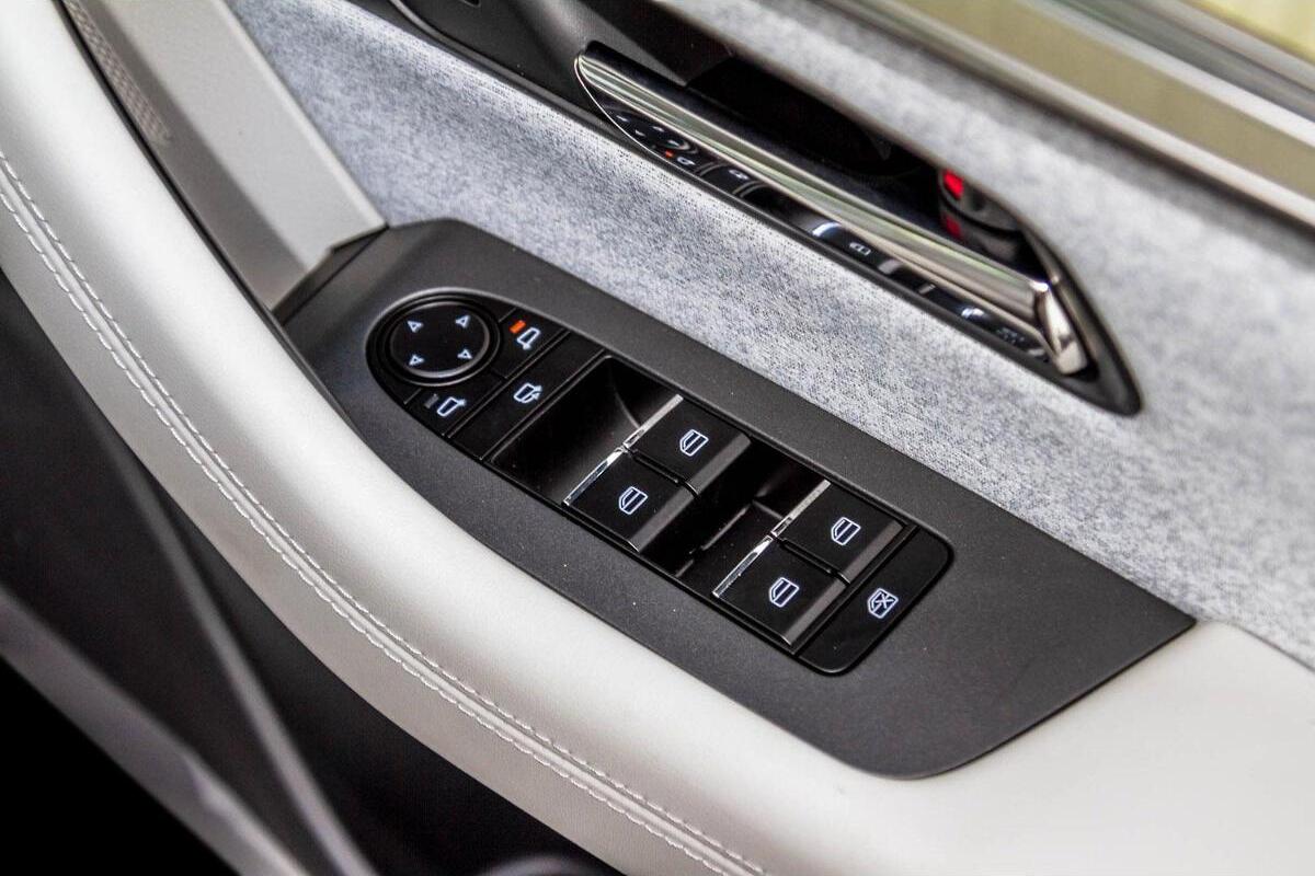 2024 Mazda CX-90 D50e Azami KK Auto i-ACTIV AWD image 11