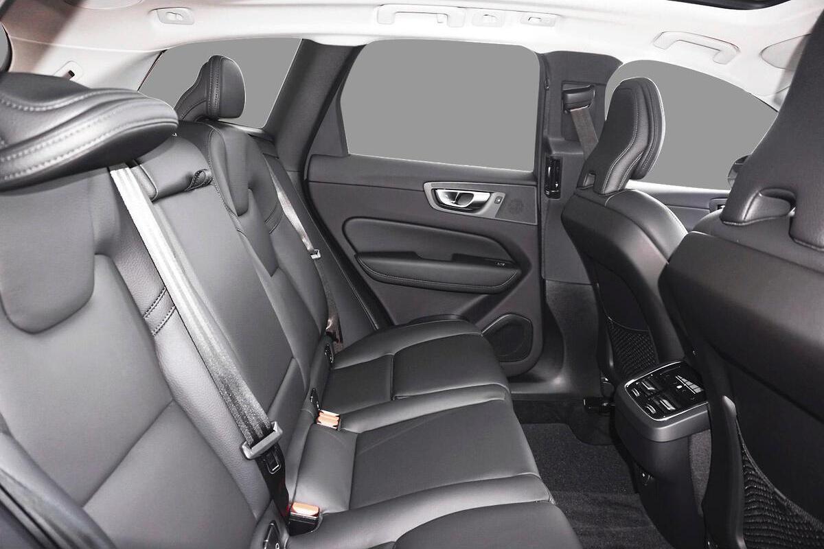 2024 Volvo XC60 Plus B5 Auto AWD MY25 image 7