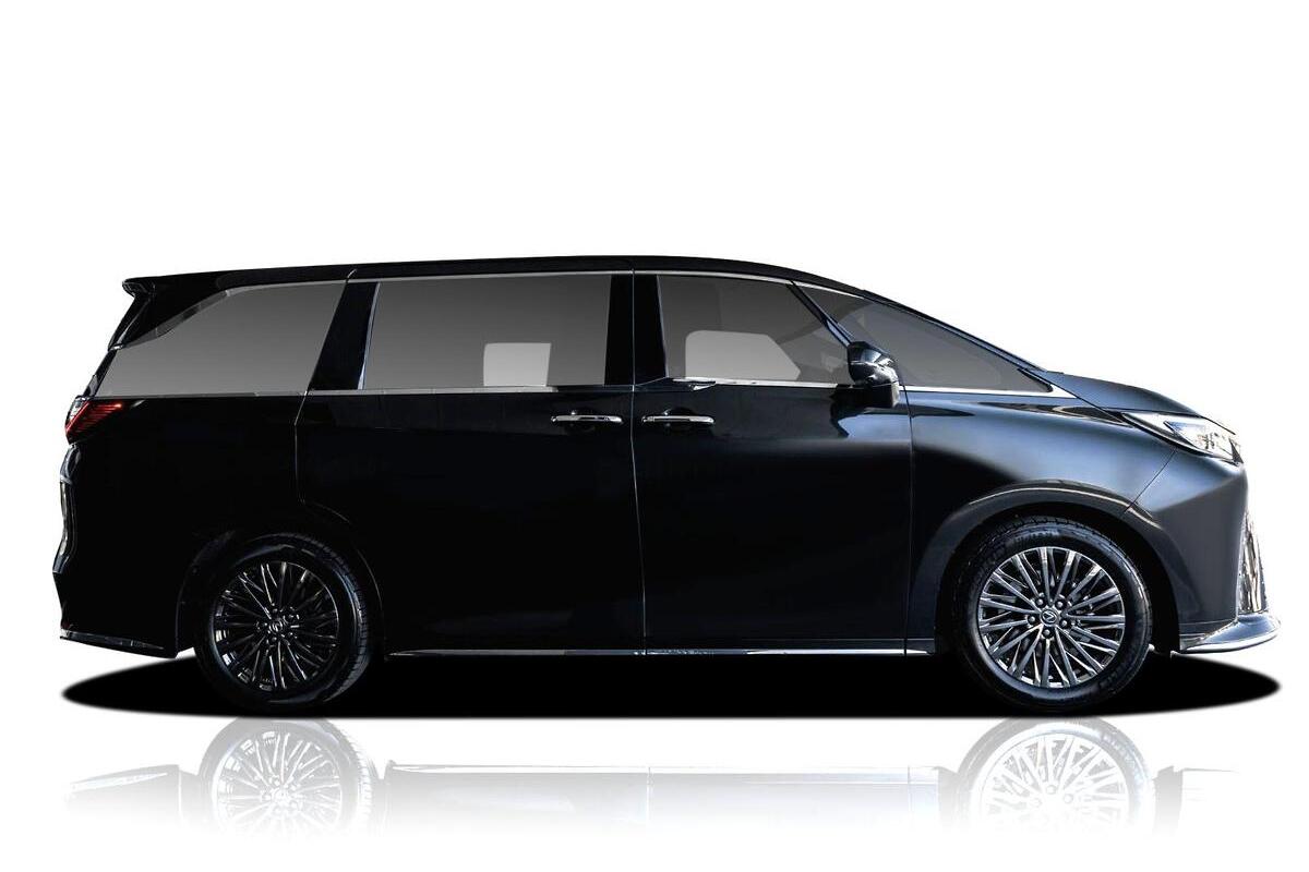 2024 Lexus LM LM350h Sports Luxury Auto 2WD image 5