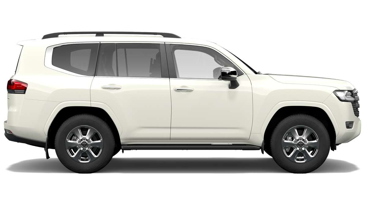 2025 Toyota LandCruiser 300 Sahara Automatic image 2