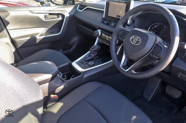 2024 Toyota Rav4 Hybrid GX AWD image 3