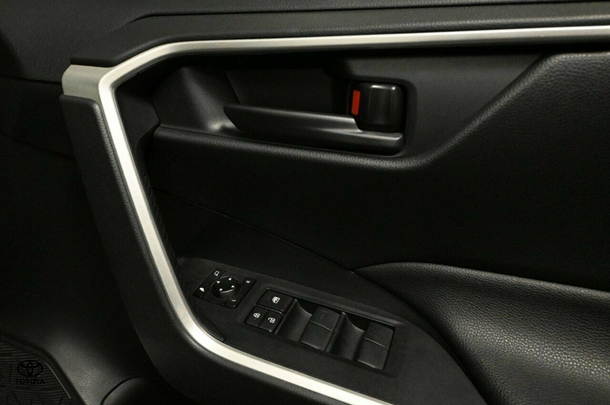 2023 Toyota Rav4 Hybrid GX AWD image 11