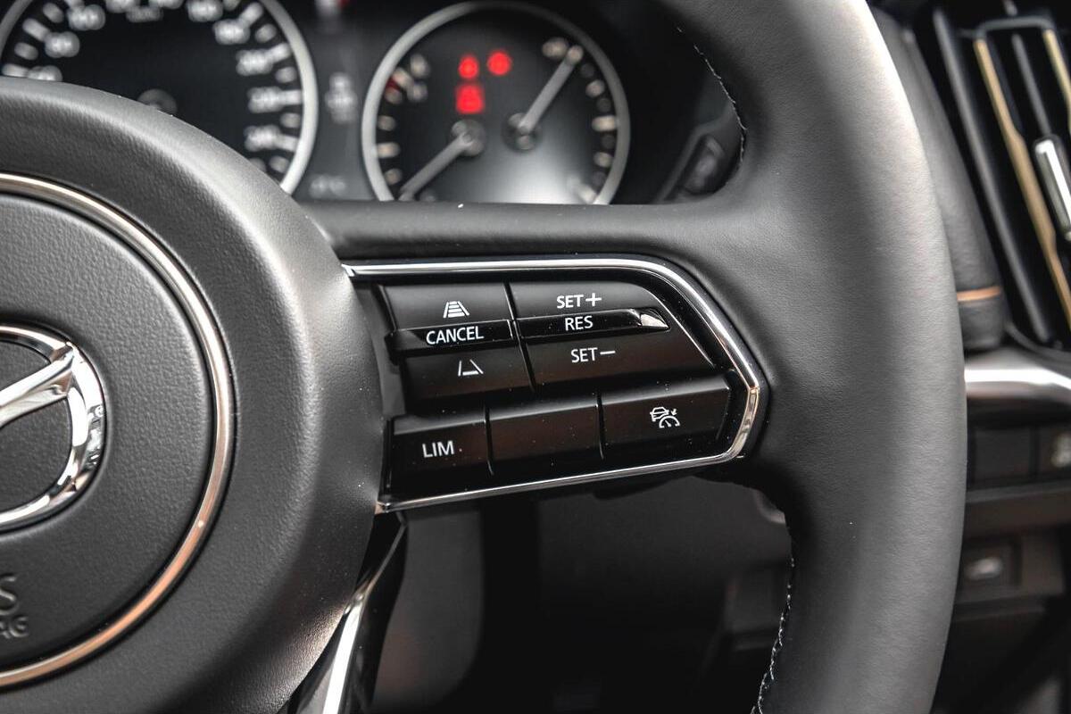 2024 Mazda CX-90 G50e Touring KK Auto i-ACTIV AWD image 14