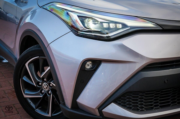 2021 Toyota C-HR Hybrid Koba 2WD image 2