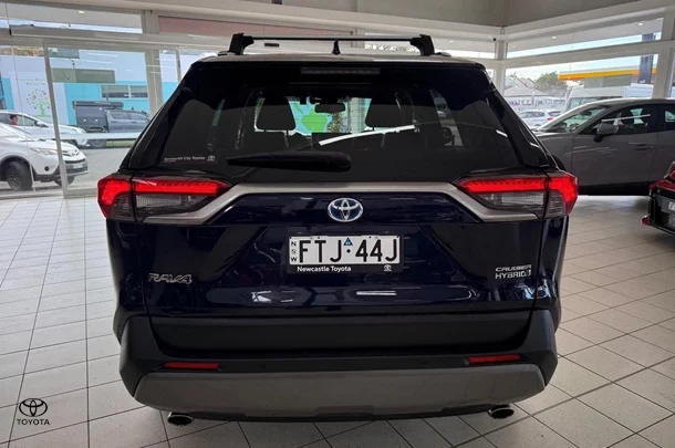 2021 Toyota Rav4 Hybrid Cruiser-AWD image 5