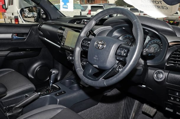 2023 Toyota HILUX Rogue image 7